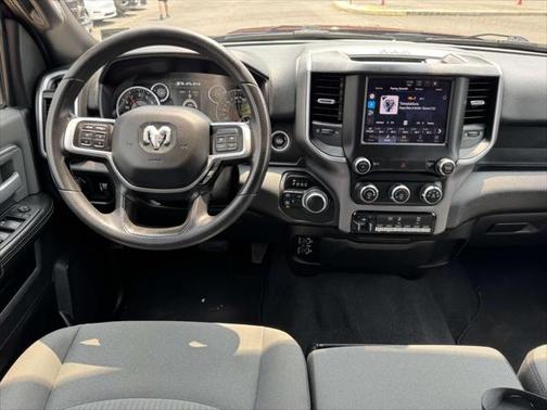 2022 RAM 2500 Big Horn Crew Cab 4x4 6'4' Box