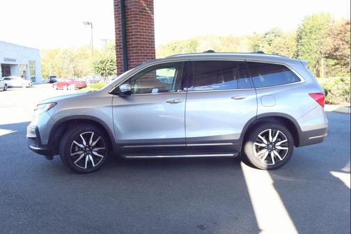 2021 Honda Pilot Touring 8-Passenger