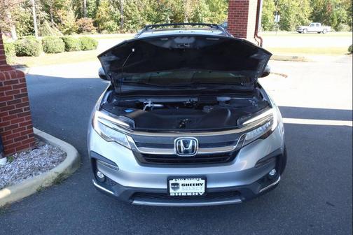 2021 Honda Pilot Touring 8-Passenger