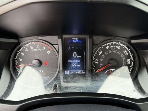 2018 Toyota Tacoma SR