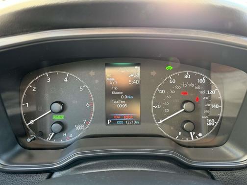 2025 Toyota Corolla Hybrid LE