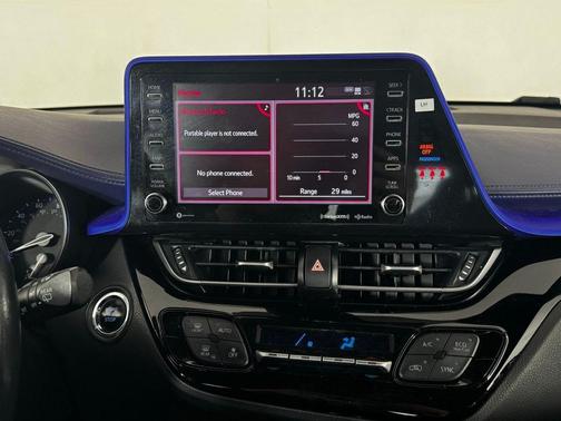 Blizzard Pearl 2021 Toyota C-HR XLE