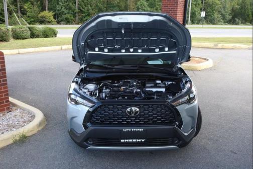 2025 Toyota Corolla Cross LE