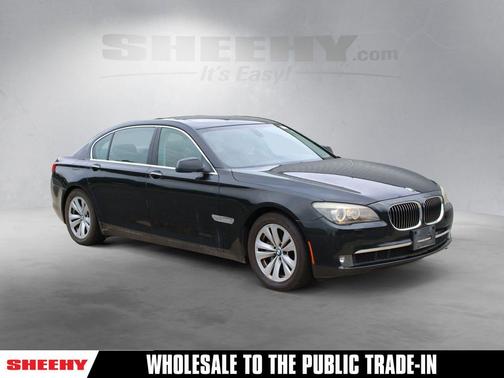 Black Sapphire Metallic 2011 BMW 740 Li
