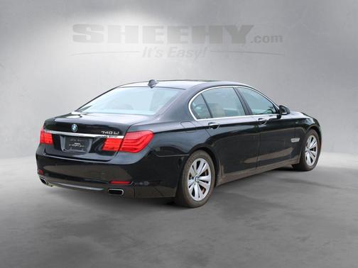 Black Sapphire Metallic 2011 BMW 740 Li
