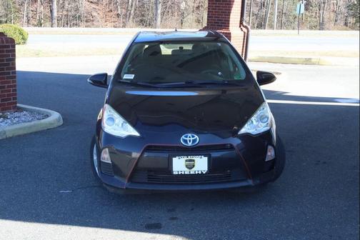 2014 Toyota Prius c Two