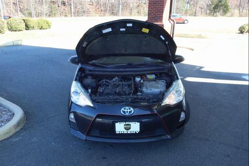 2014 Toyota Prius c Two