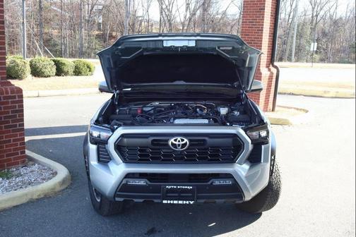 2025 Toyota Tacoma TRD Off-Road