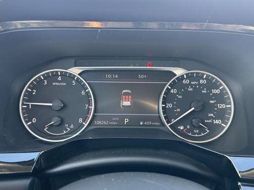 2022 Nissan Pathfinder SL 4WD