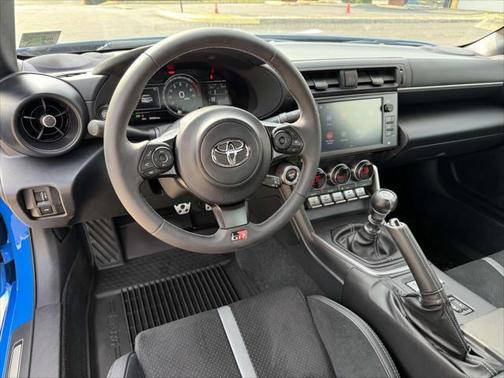 2024 Toyota GR86 Premium