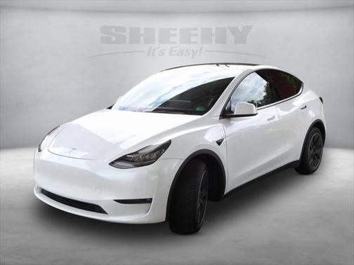 2021 Tesla Model Y Standard Range Rear-Wheel Drive