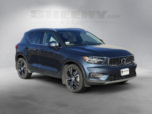 2022 Volvo XC40 T5 Inscription