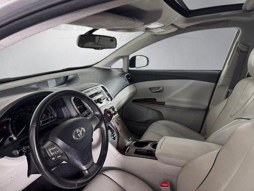 Classic Silver 2009 Toyota Venza Base