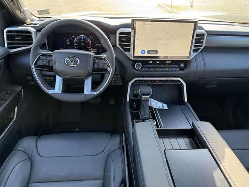 2025 Toyota Tundra Platinum