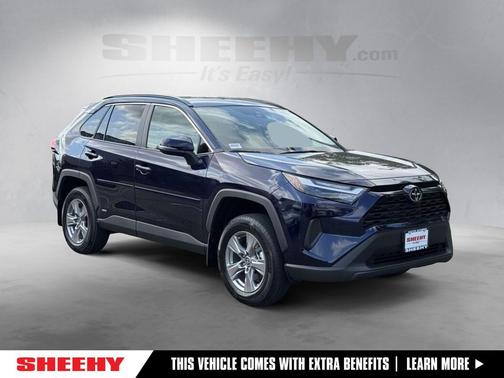 2025 Toyota RAV4 Hybrid XLE