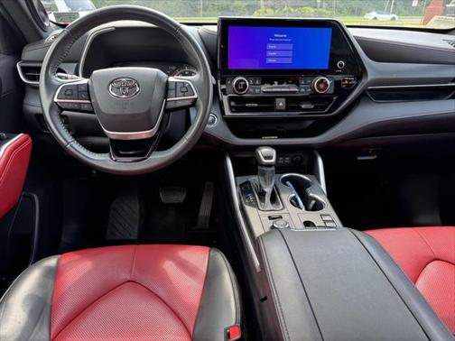 2023 Toyota Highlander XSE