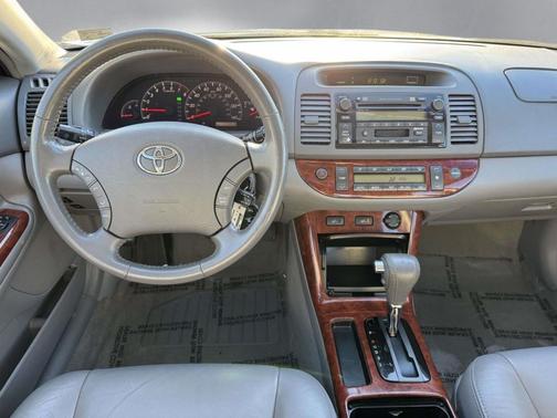 2005 Toyota Camry XLE V6