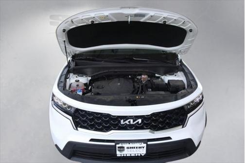 2022 Kia Sorento LX