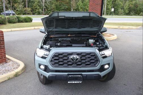 2022 Toyota Tacoma TRD Off Road