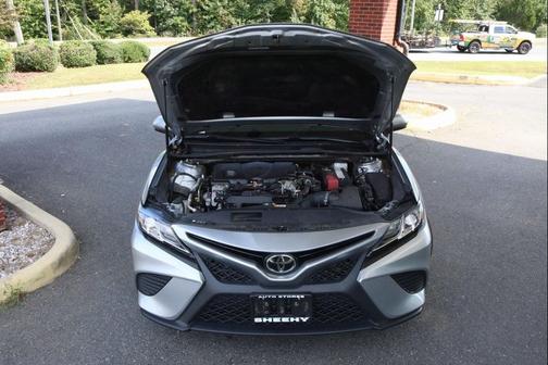 2019 Toyota Camry SE