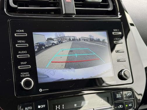 2022 Toyota Prius LE