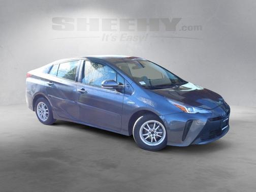 2021 Toyota Prius LE