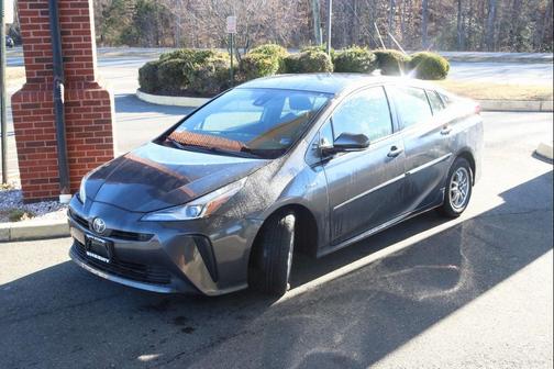 2021 Toyota Prius LE