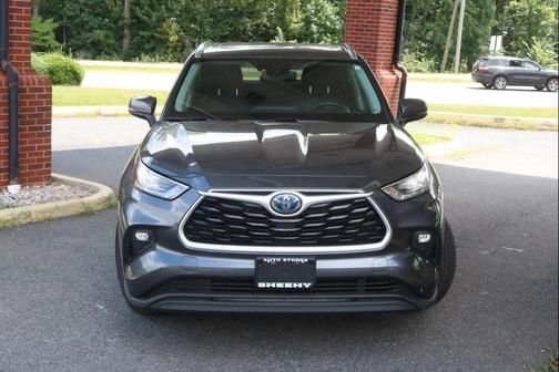 2020 Toyota Highlander Hybrid XLE