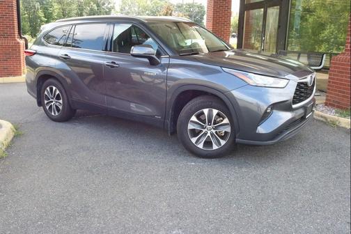 2020 Toyota Highlander Hybrid XLE