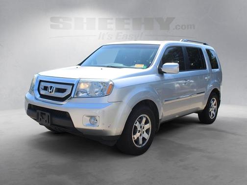 Alabaster Silver Metallic 2010 Honda Pilot Touring