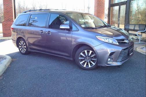2020 Toyota Sienna Limited Premium