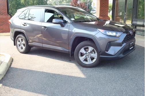 2022 Toyota RAV4 Hybrid LE