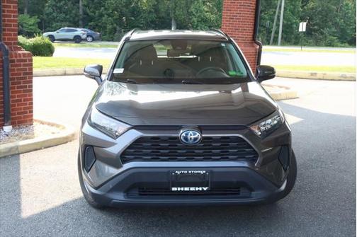 2022 Toyota RAV4 Hybrid LE