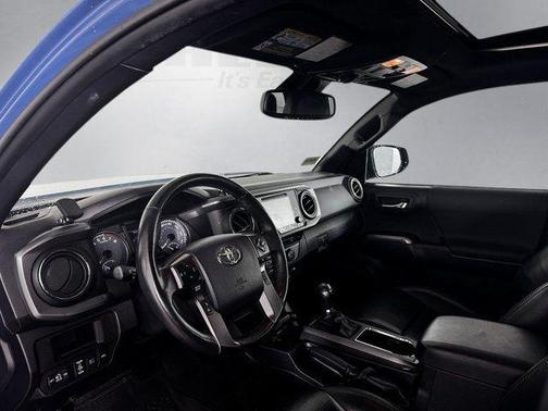 Cavalry Blue 2019 Toyota Tacoma TRD Off Road