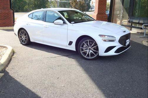 2024 Genesis G70 2.5T RWD