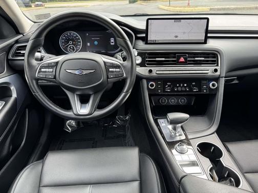 2024 Genesis G70 2.5T RWD