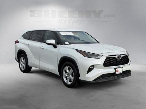 2023 Toyota Highlander LE