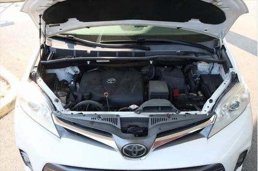 2019 Toyota Sienna XLE Premium