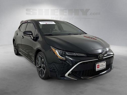 Midnight Black Metallic 2019 Toyota Corolla XSE