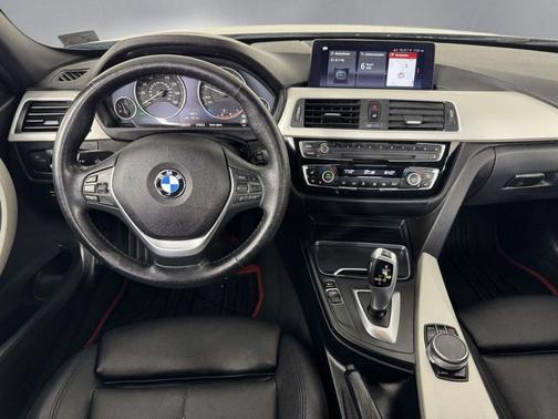 Mineral Gray Metallic 2018 BMW 320 i