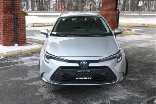 2025 Toyota Corolla Hybrid SE