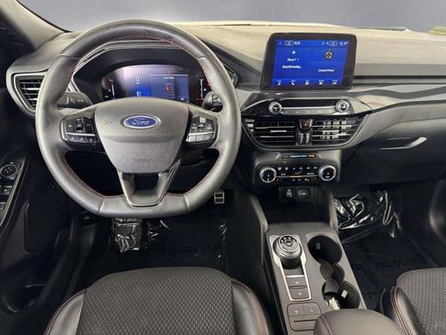 Carbonized Gray Metallic 2024 Ford Escape ST-Line