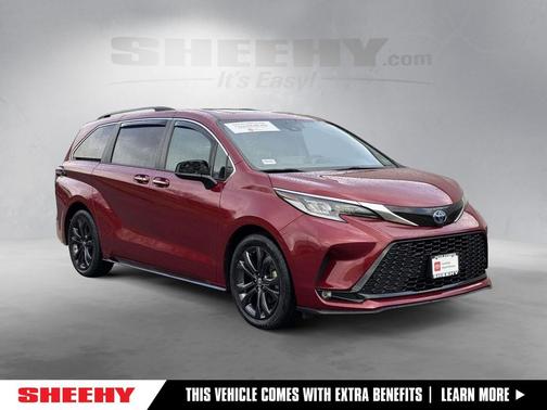2022 Toyota Sienna XSE 7 Passenger