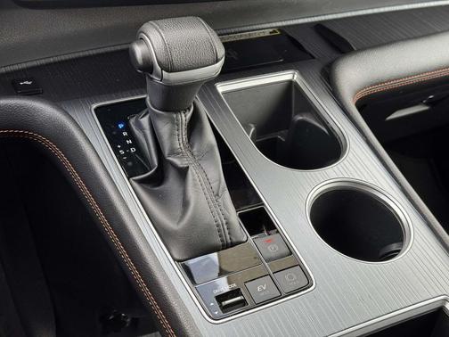 2022 Toyota Sienna XSE 7 Passenger