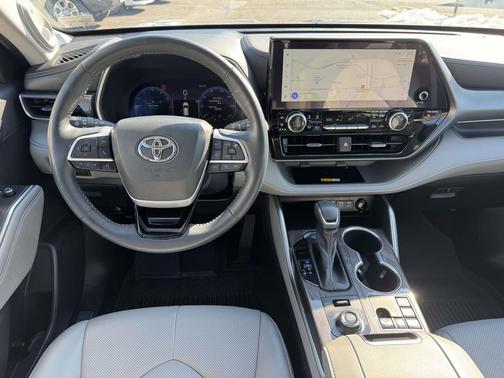 2023 Toyota Highlander Limited