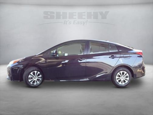 2022 Toyota Prius LE