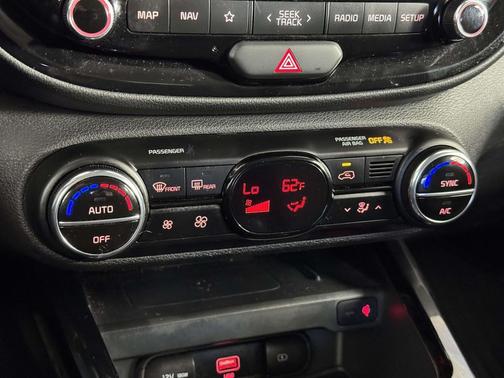 Mars Orange/Black Roof 2022 Kia Soul X-Line