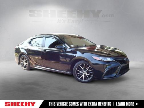 2022 Toyota Camry SE