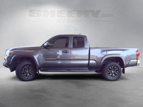 2022 Toyota Tacoma SR