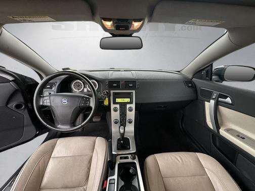 Ember Black Metallic 2011 Volvo C70 T5